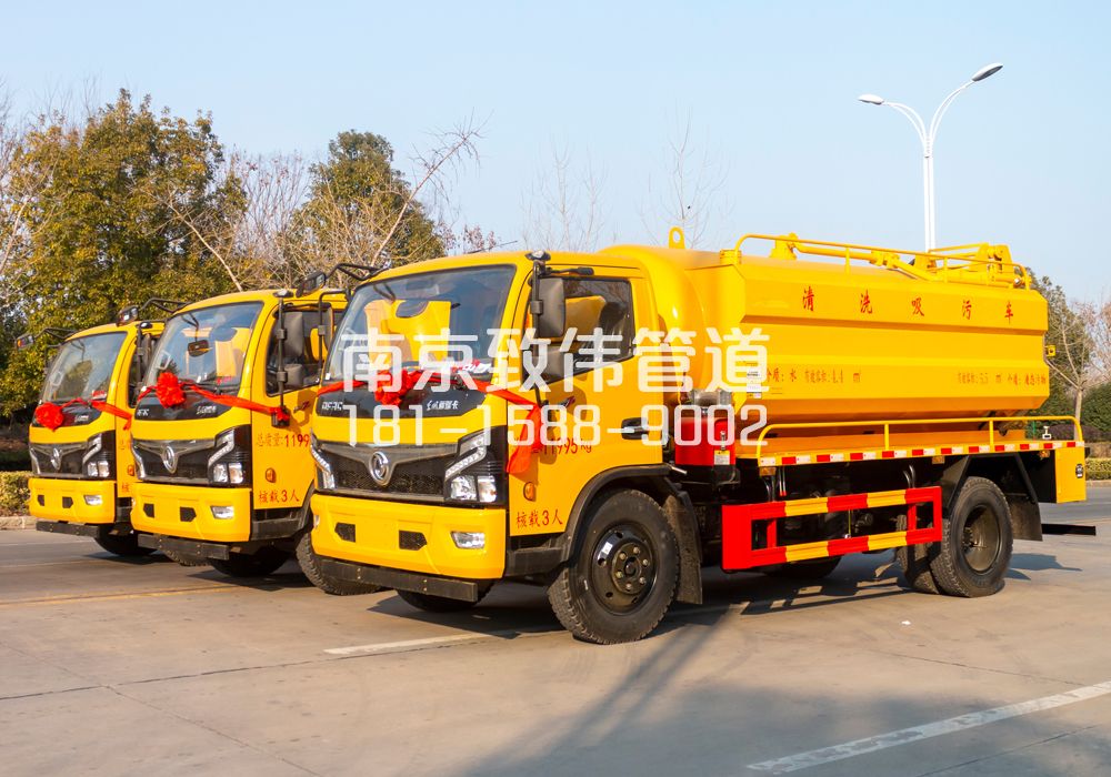 上海多利卡吸污车